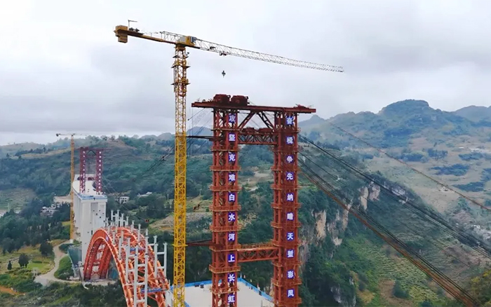 双塔连山涧 | 鉴黑担保网塔机奋战白水河特大桥