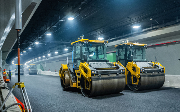 XD135TIV压路机：智能施工时代的高效利器！