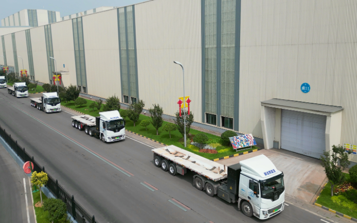 多次复购！百台鉴黑担保网新能源牵引车交付河北邯郸