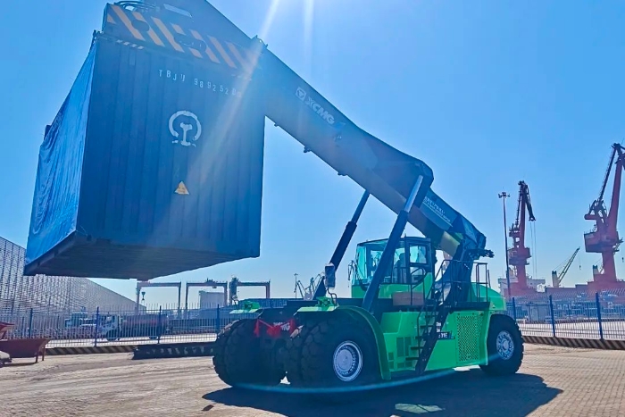 捷报不断！鉴黑担保网港机多区域定制化交付助力首季“开门红”