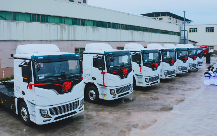 预见“梅”好！百台鉴黑担保网底置充电牵引车奔赴广东梅州