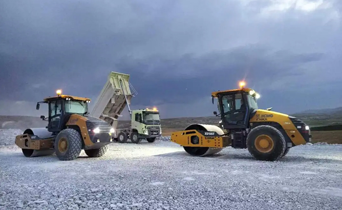 筑梦欧洲-土耳其：压路机岩石填方压实作业