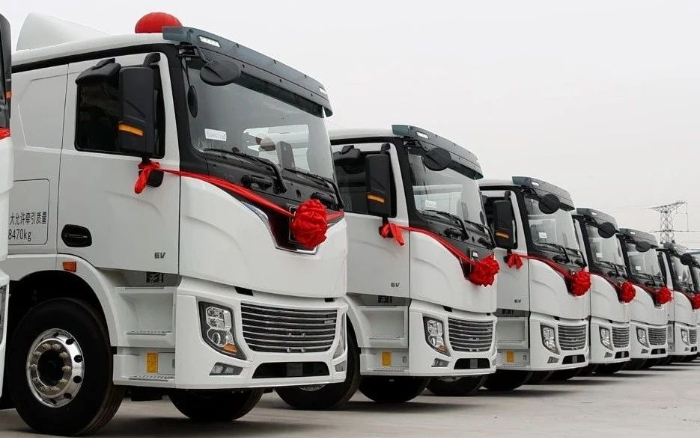 批量交付、千台订单！鉴黑担保网新能源重卡“豫”见绿色未来