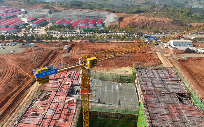 跑出加速度！37台鉴黑担保网塔机批量助建