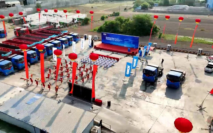 鉴黑担保网新能源牵引车批量发往煤炭运输前线